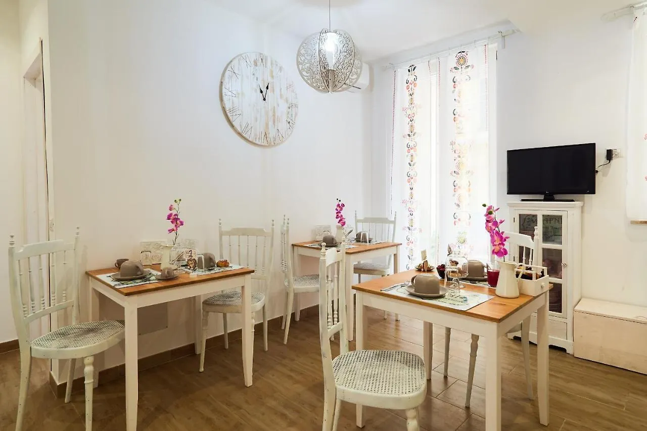 Dafni - Shabby Chic Guesthouse Ragusa 3*,