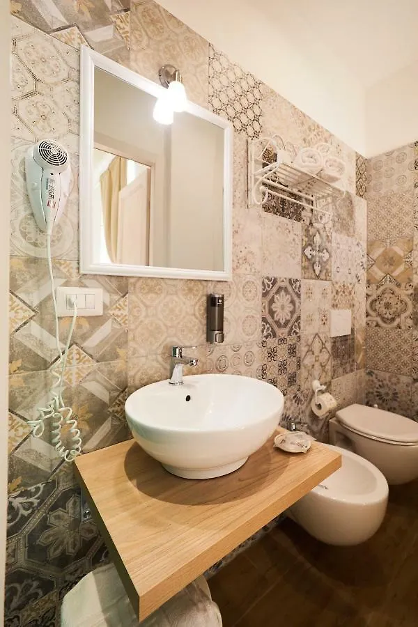 Dafni - Shabby Chic Guesthouse Ragusa Italy